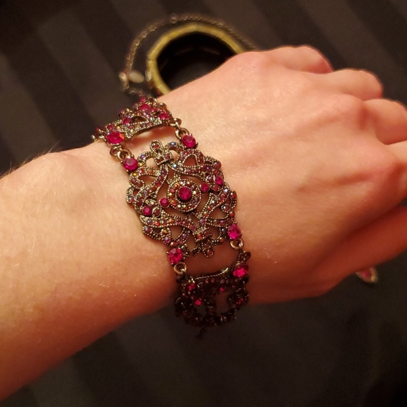 Ruby Red Necklace set (4 pcs) - Picture 2 of 9